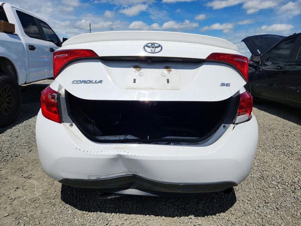 2017 TOYOTA COROLLA