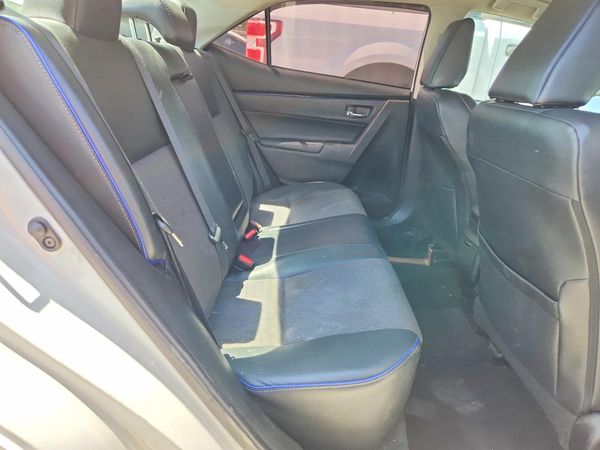 2017 TOYOTA COROLLA