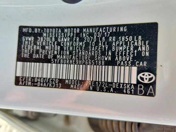 2017 TOYOTA COROLLA