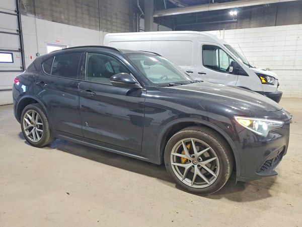 2018 ALFA ROMEO STELVIO TI AWD