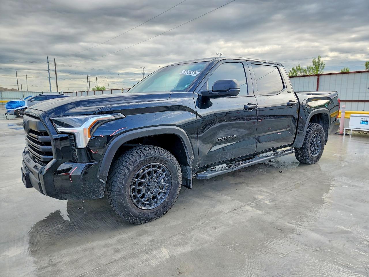 2025 TOYOTA TUNDRA