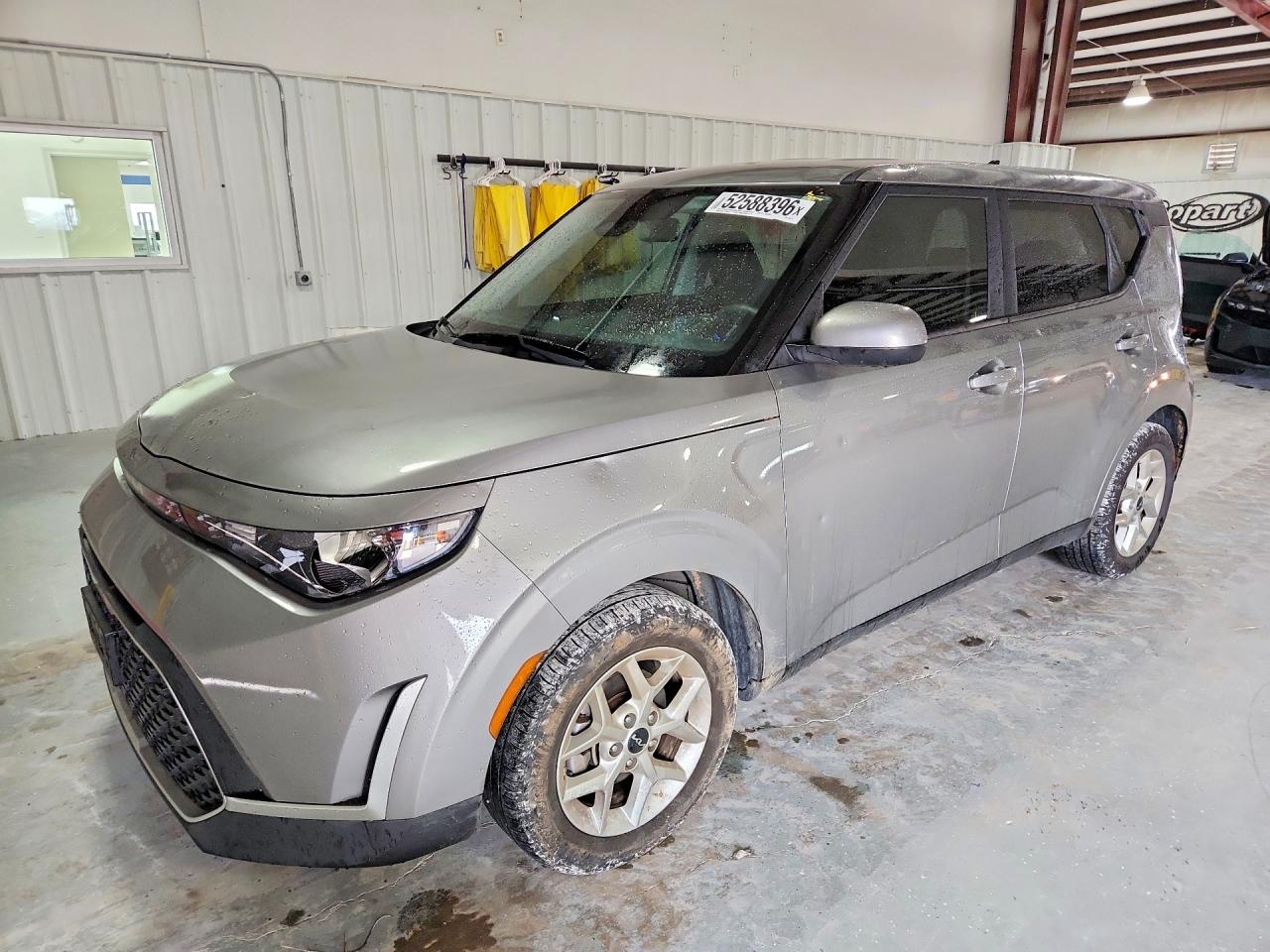 2023 KIA SOUL LX, S