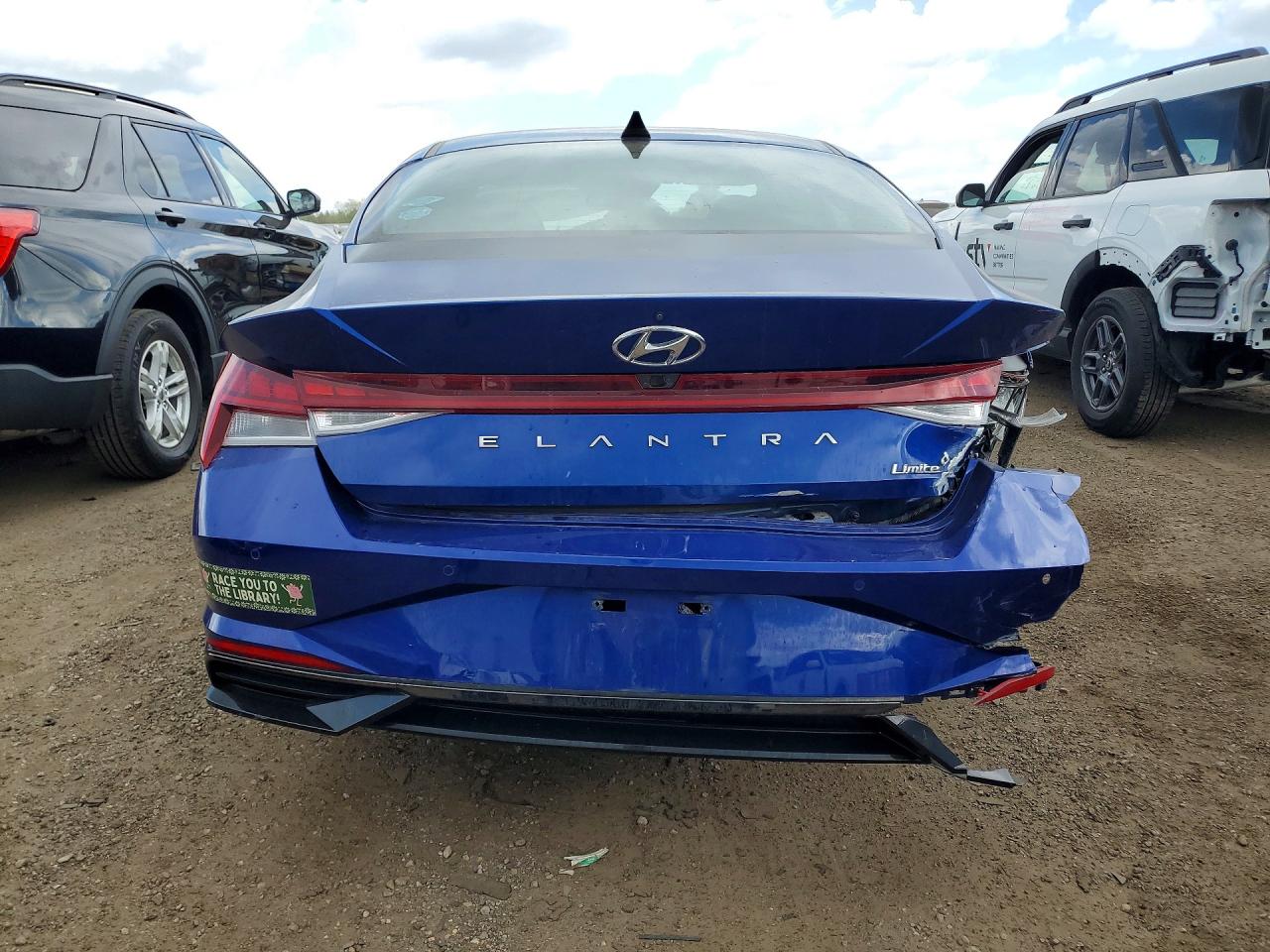 2022 HYUNDAI ELANTRA Limited