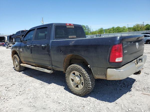 2015 RAM 2500 SLT CREW CAB 4X4
