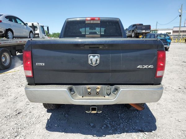 2015 RAM 2500 SLT CREW CAB 4X4