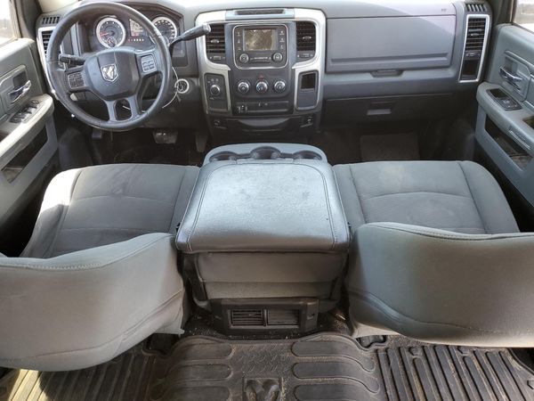2015 RAM 2500 SLT CREW CAB 4X4