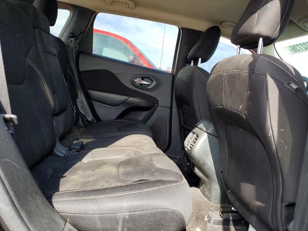 2015 JEEP CHEROKEE LATITUDE FWD