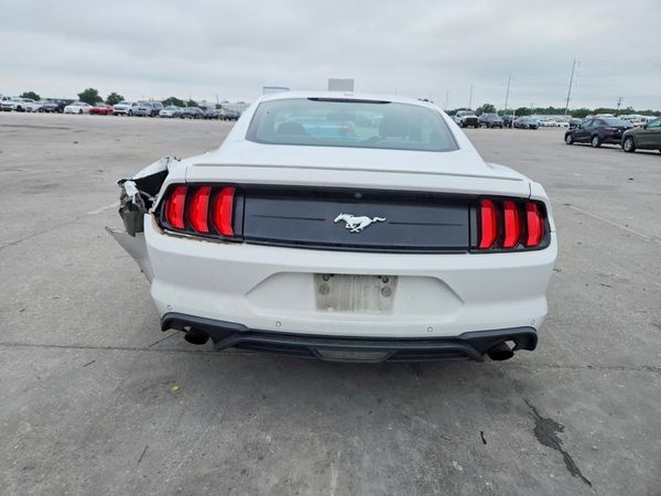 2018 FORD MUSTANG I4 Coupe