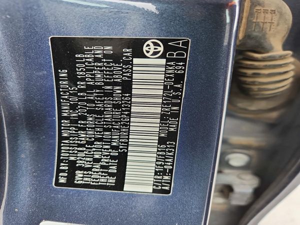 2016 TOYOTA COROLLA