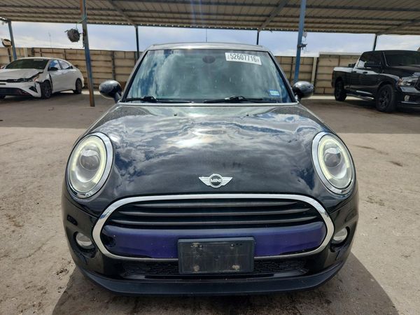 2017 MINI COOPER