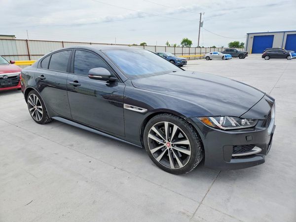 2017 JAGUAR XE R-Sport