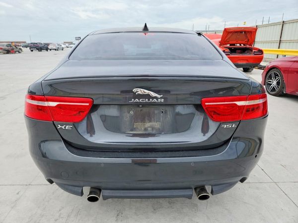 2017 JAGUAR XE R-Sport