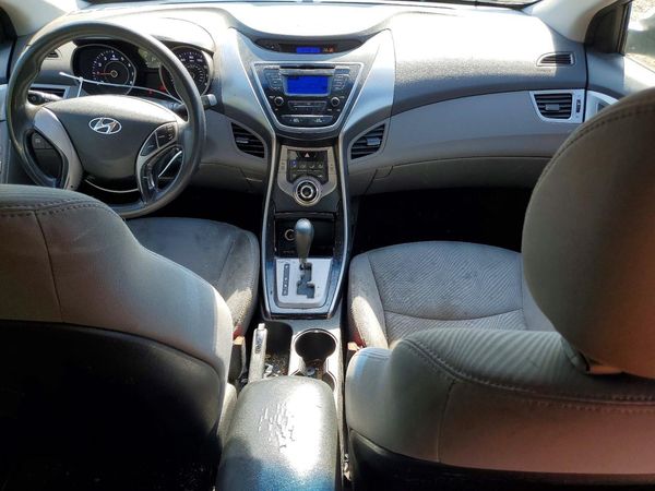 2013 HYUNDAI ELANTRA