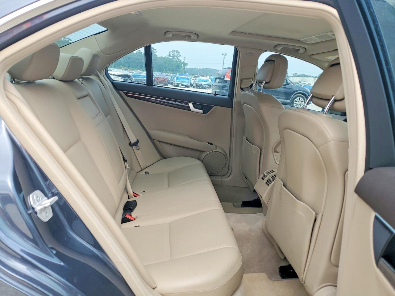 2014 MERCEDES-BENZ C C250