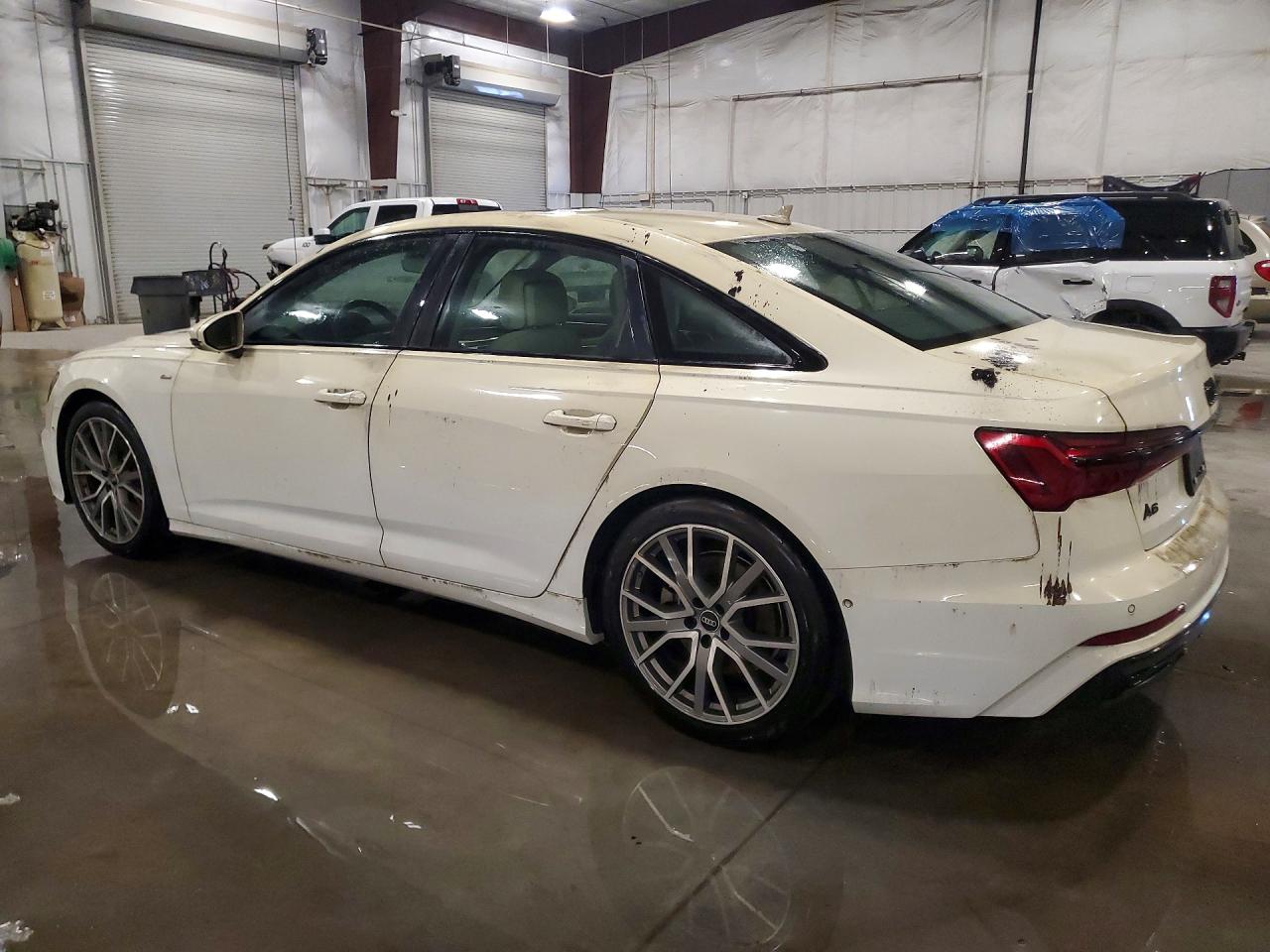2022 AUDI A6 quattro Premium Plus