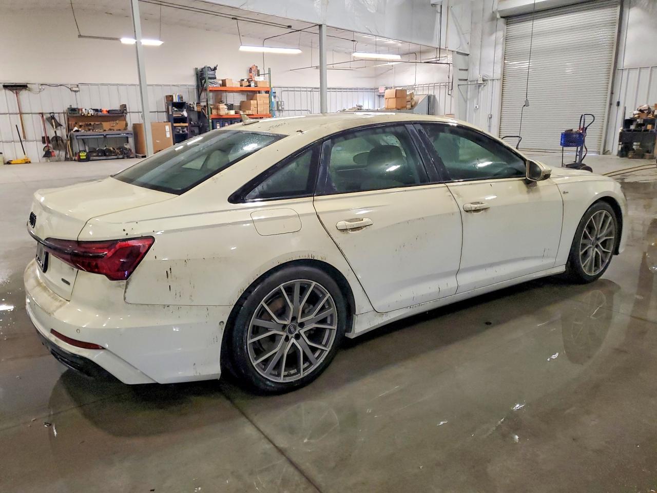 2022 AUDI A6 quattro Premium Plus
