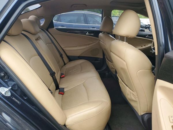 2014 HYUNDAI SONATA