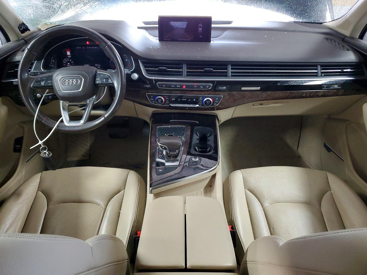 2018 AUDI Q7 quattro Prestige