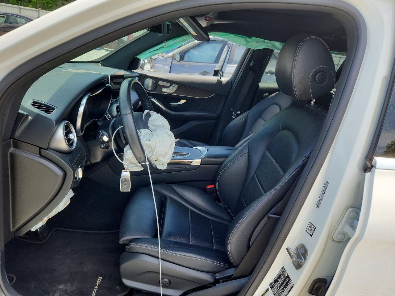 2020 MERCEDES-BENZ GLC GLC300-4M