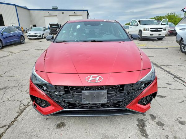 2022 HYUNDAI ELANTRA