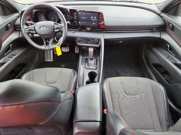 2022 HYUNDAI ELANTRA