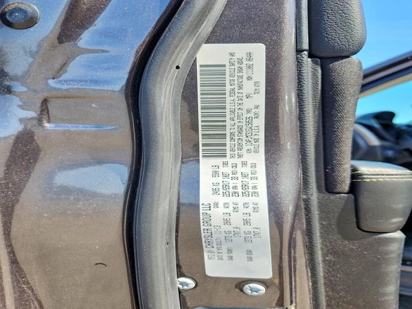 2014 JEEP CHEROKEE Latitude — VINS
