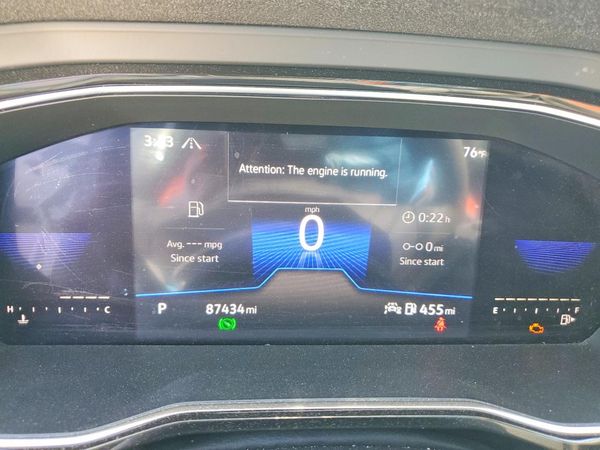 2022 VOLKSWAGEN JETTA SE w/ Sunroof