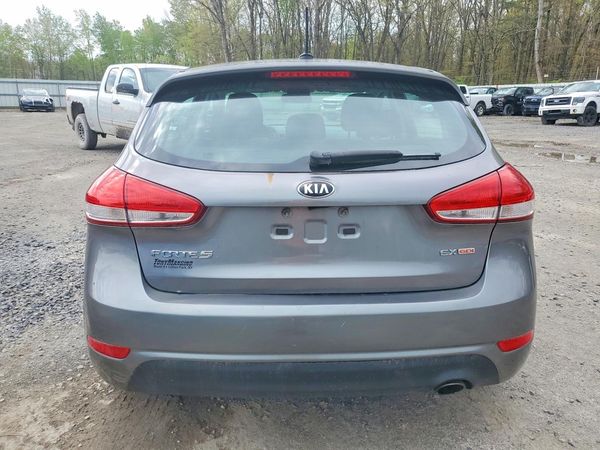 2015 KIA FORTE5