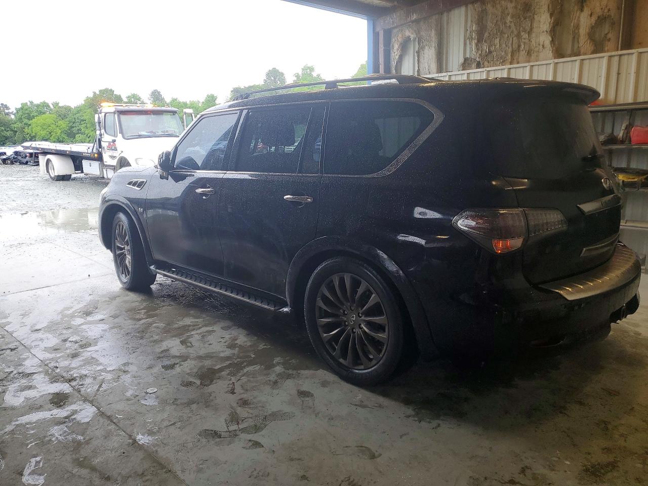 2016 INFINITI QX80