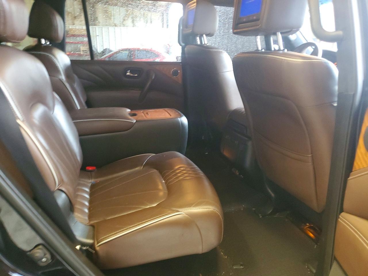 2016 INFINITI QX80