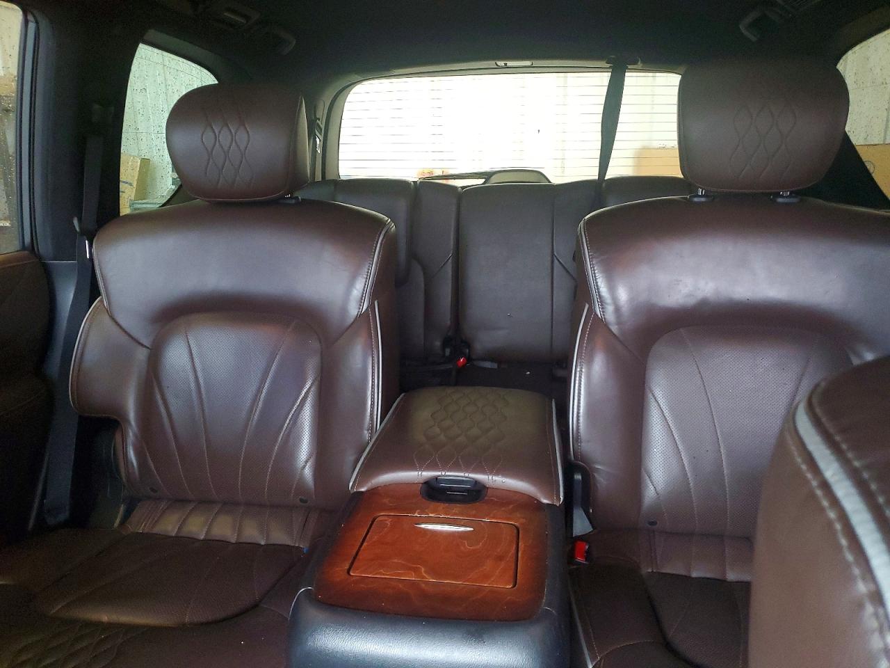 2016 INFINITI QX80
