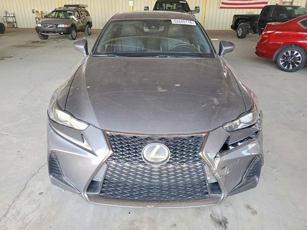2018 LEXUS IS 300