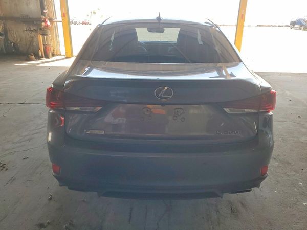 2018 LEXUS IS 300
