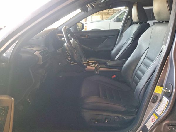 2018 LEXUS IS 300
