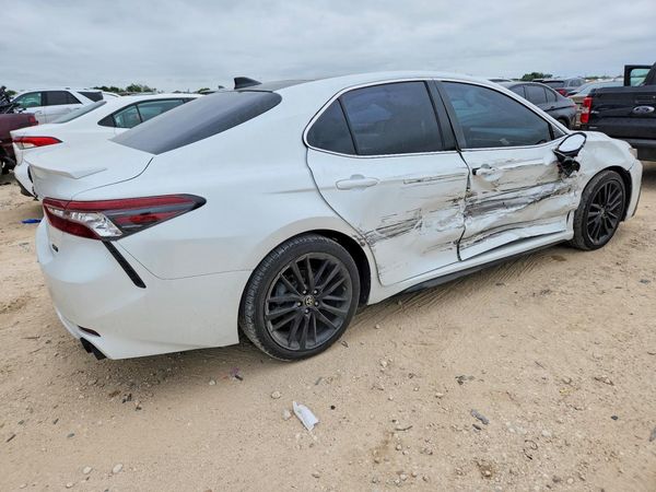 2021 TOYOTA CAMRY