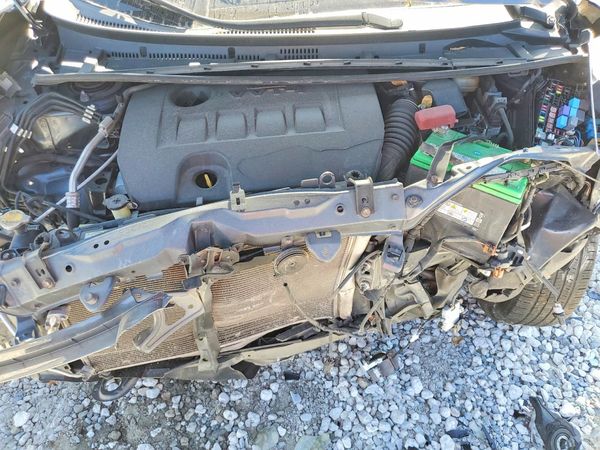 2016 TOYOTA COROLLA L/LE — Engine bay