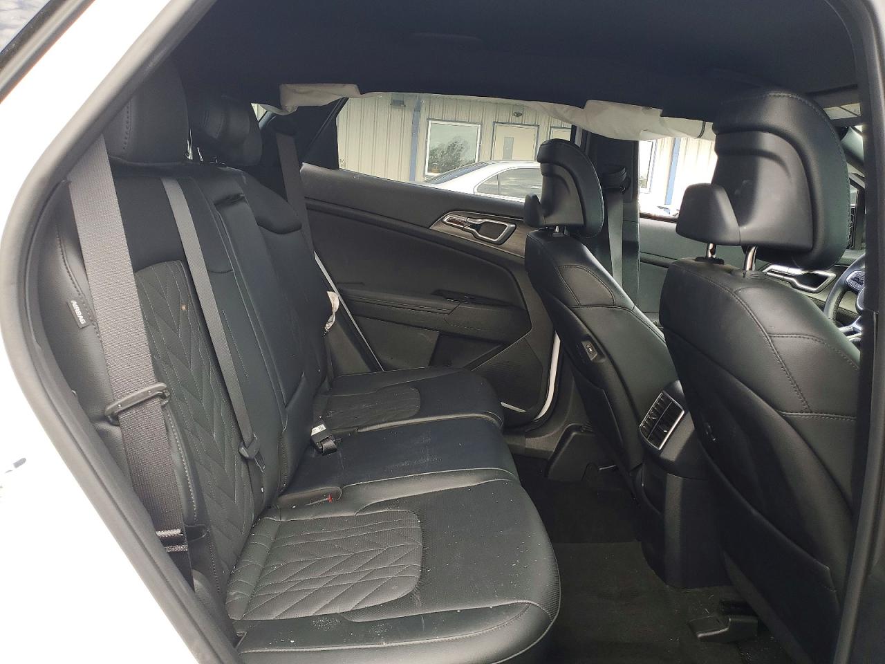 2025 KIA SPORTAGE X-LINE