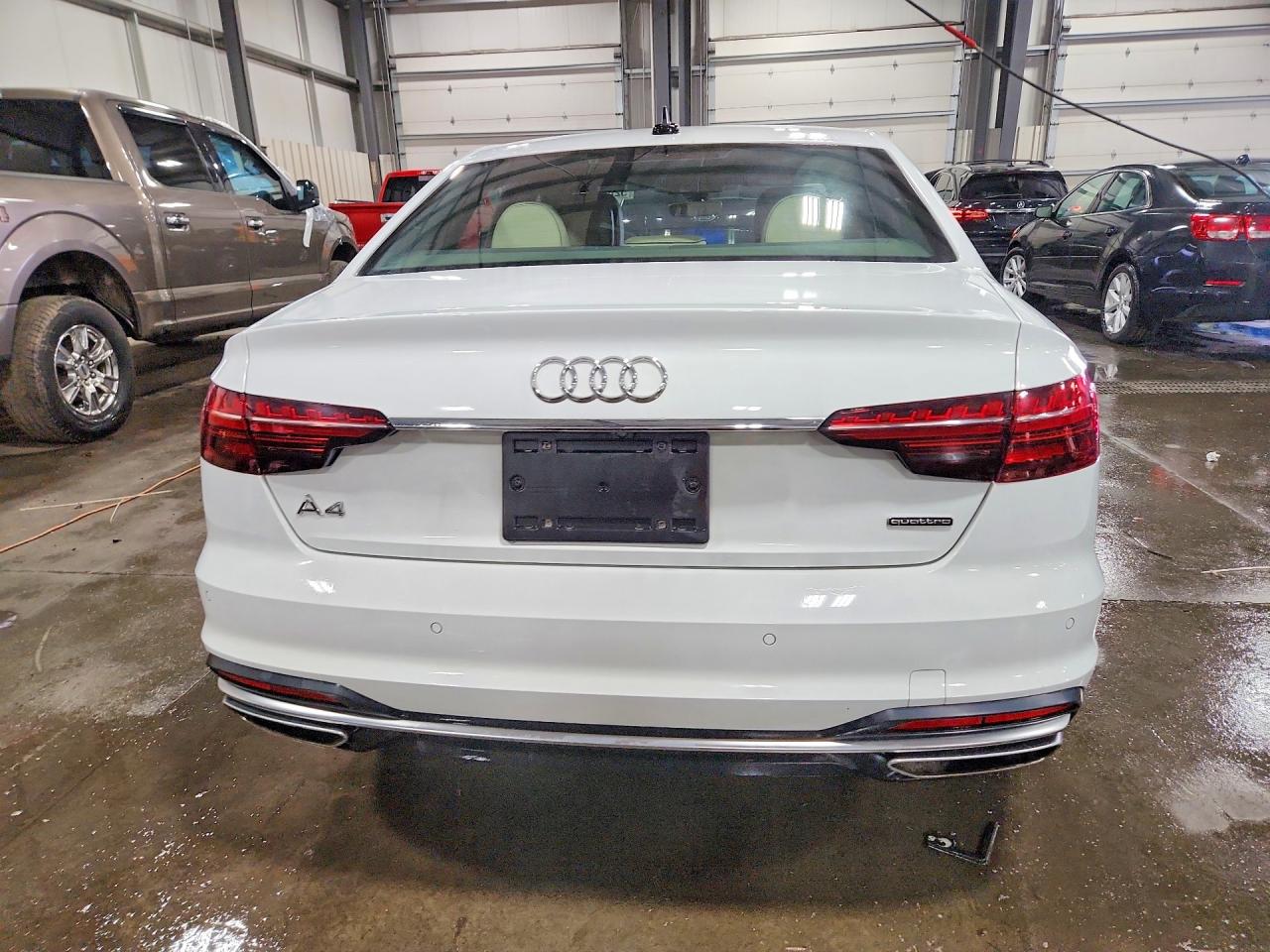 2022 AUDI A4