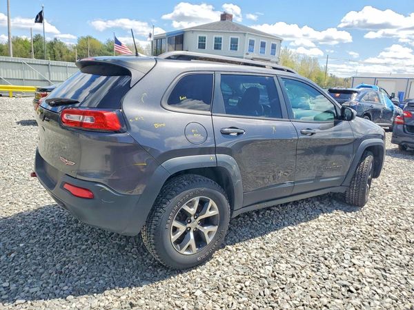 2016 JEEP CHEROKEE TRAILHAWK 4X4