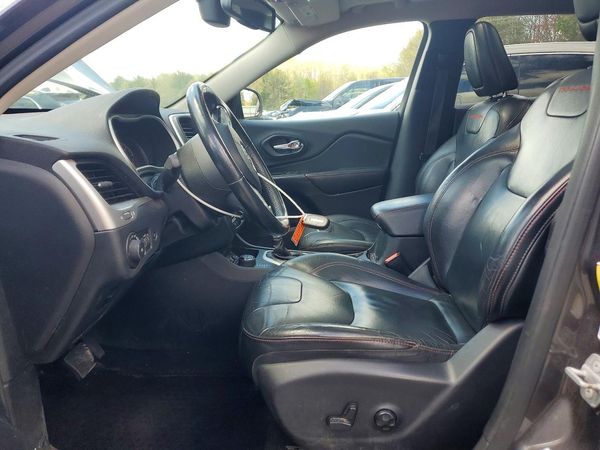 2016 JEEP CHEROKEE TRAILHAWK 4X4