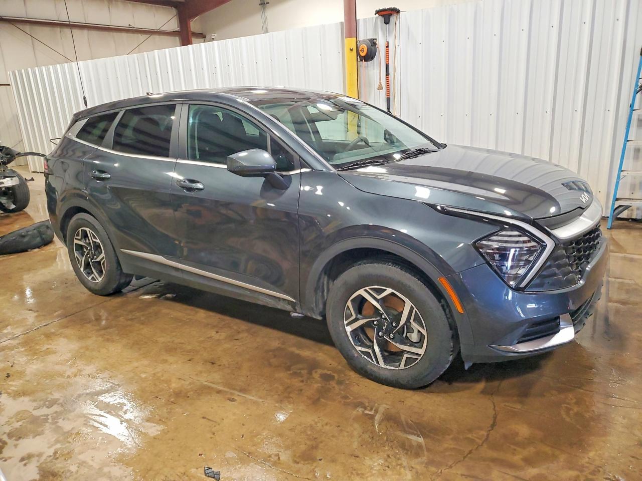2025 KIA SPORTAGE LX