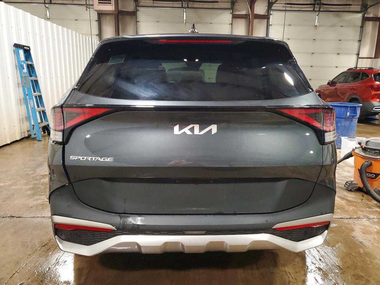 2025 KIA SPORTAGE LX