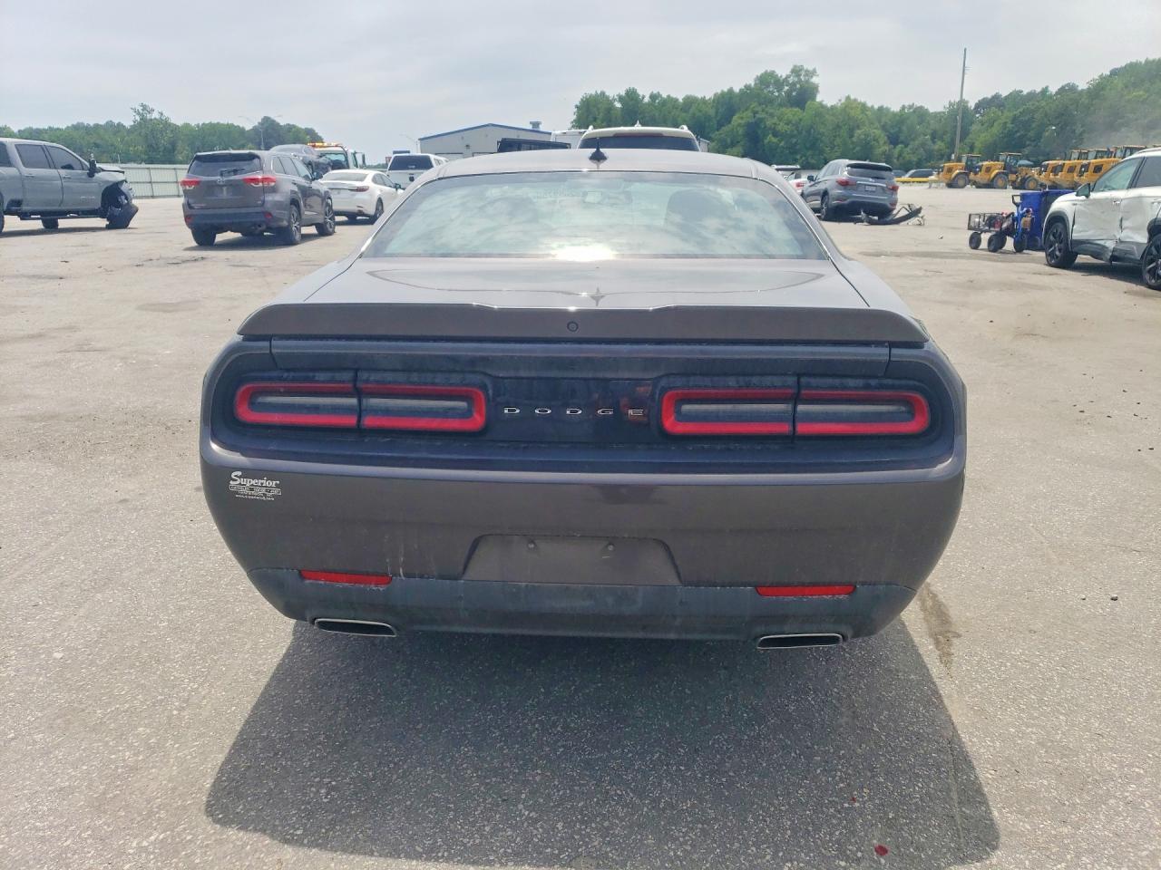 2022 DODGE CHALLENGER SXT