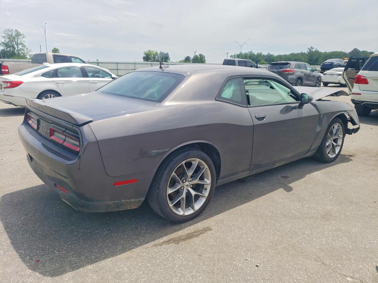 2022 DODGE CHALLENGER SXT