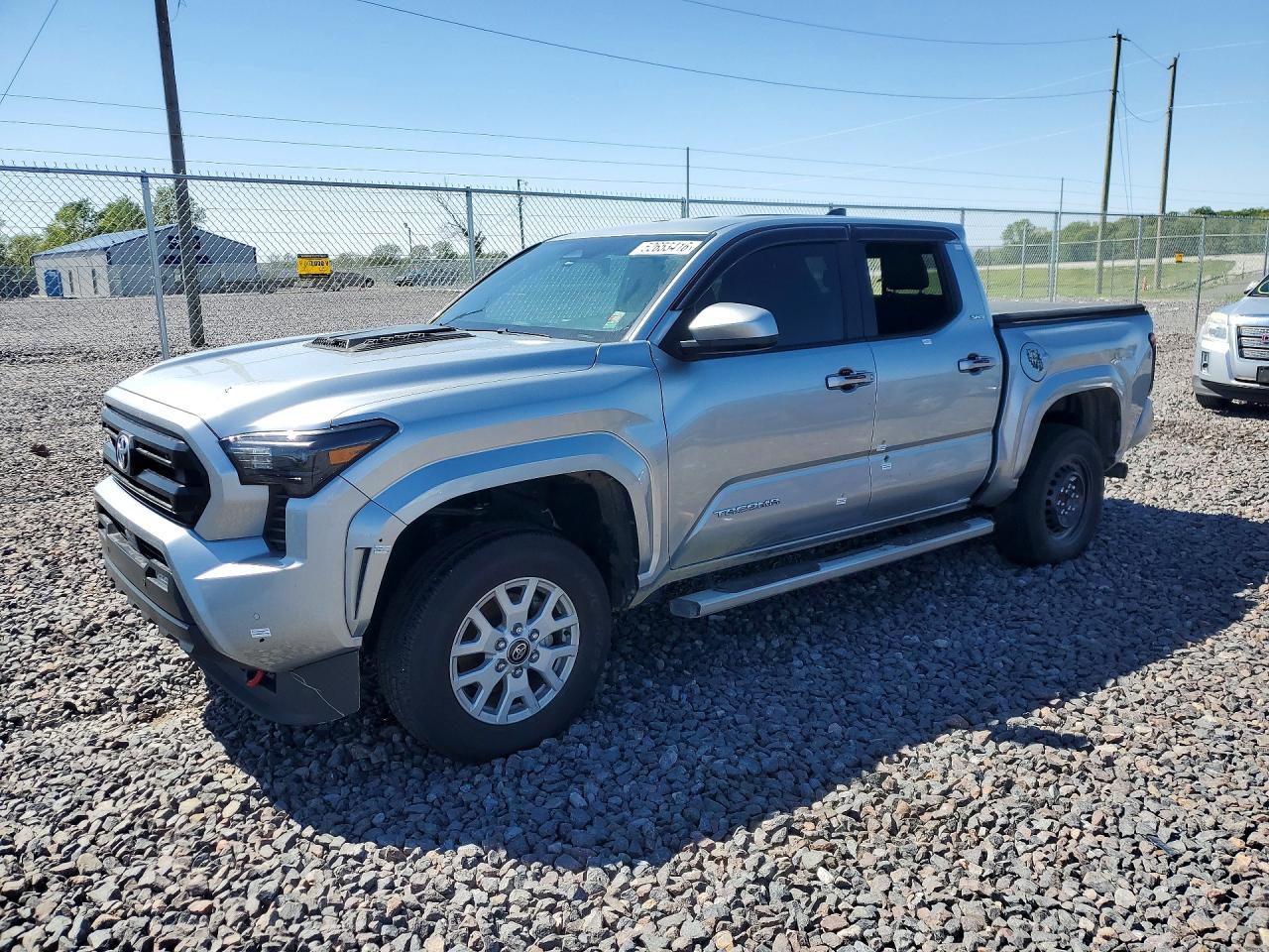 2024 TOYOTA TACOMA — Front 3/4