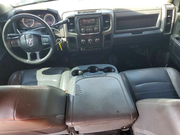 2018 RAM 2500 ST CREW CAB 4X4