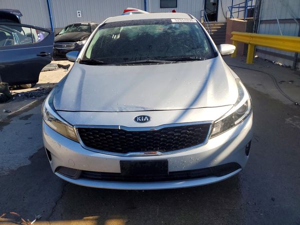 2017 KIA FORTE