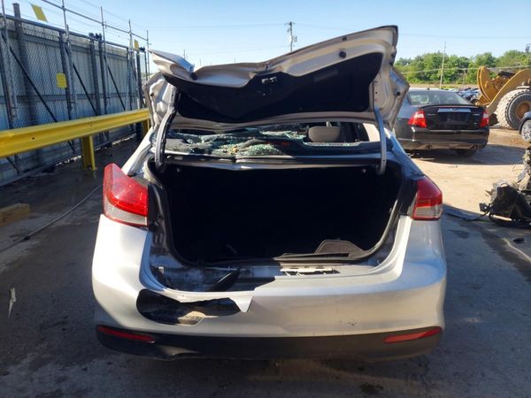 2017 KIA FORTE