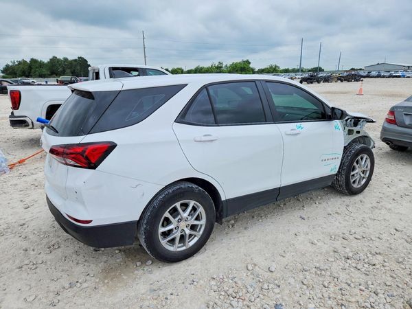 2022 CHEVROLET EQUINOX LS