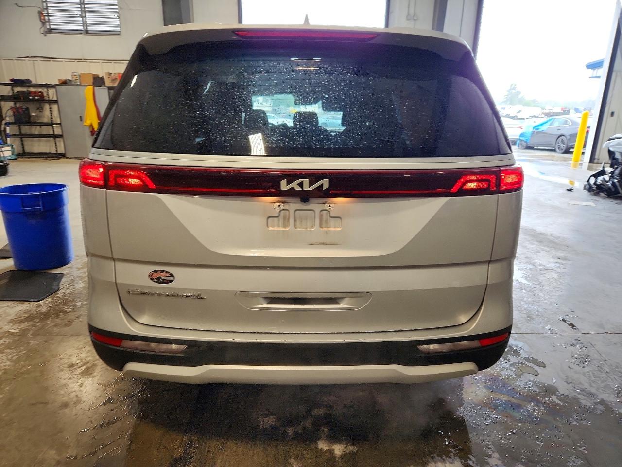 2022 KIA CARNIVAL LX, LX Seat Package